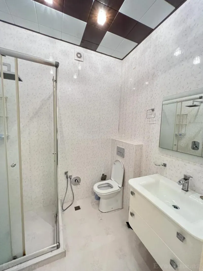 Kirayə verilir 3 otaqlı Mənzil Yeni tikili 140 m² İçərişəhər m. - şəkil 20