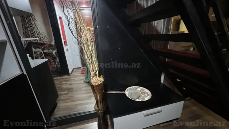 Kirayə verilir 3 otaqlı Mənzil Köhnə tikili 110 m² İçərişəhər m. - şəkil 7