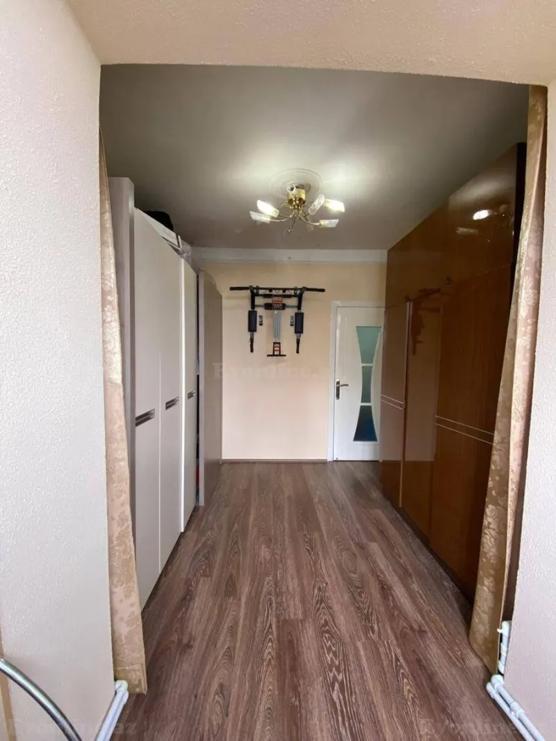 Satılır 4 otaqlı Mənzil Köhnə tikili 84 m² Əhmədli - şəkil 9