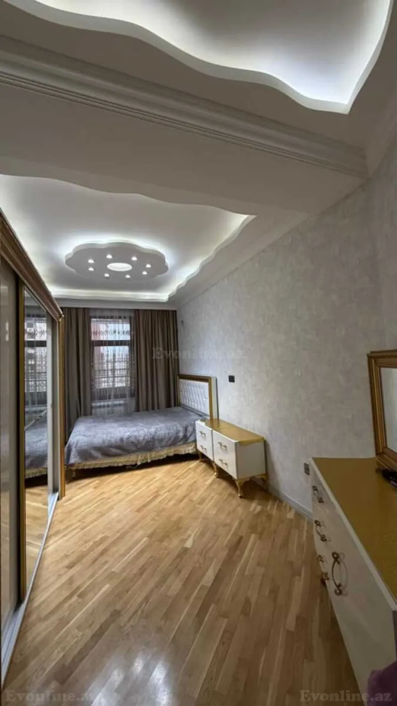 Satılır 4 otaqlı Mənzil Yeni tikili 247 m² 28 May m. - şəkil 5
