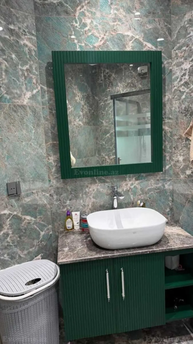 Satılır 4 otaqlı Mənzil Yeni tikili 247 m² 28 May m. - şəkil 9