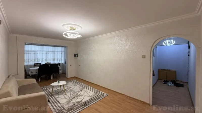 Satılır 2 otaqlı Mənzil Köhnə tikili 57 m² 8-ci kilometr