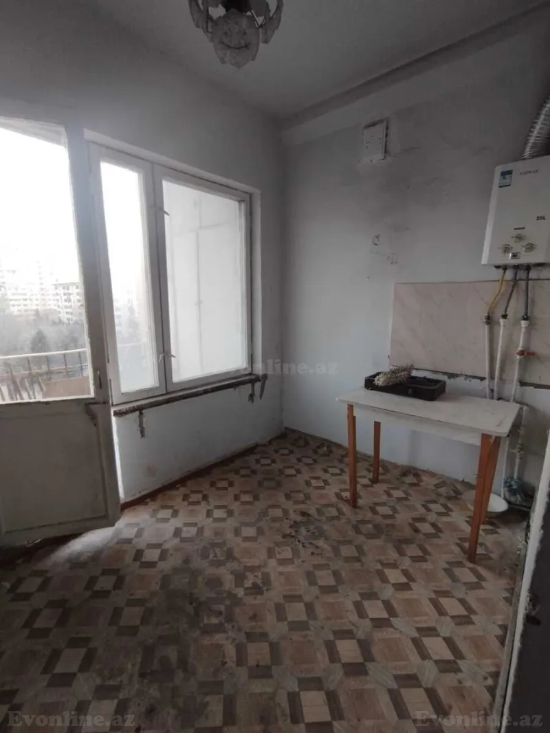 Satılır 1 otaqlı Mənzil Köhnə tikili 45 m² 8-ci mikrorayon - şəkil 3