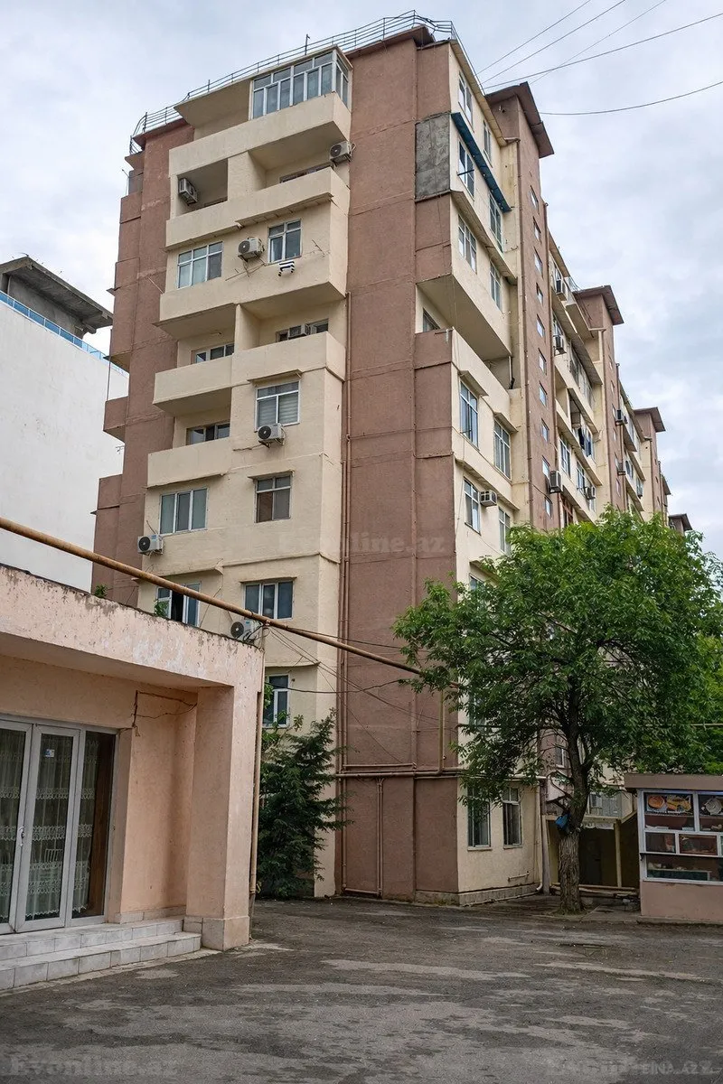 Bakı, Xətai r., Həzi Aslanov m.da 1 otaqlı mənzil satılır