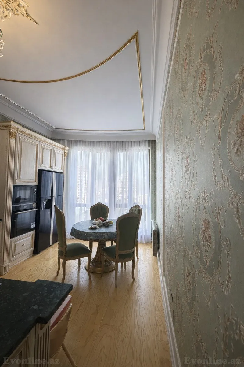 Satılır 3 otaqlı Mənzil Yeni tikili 195 m² İçərişəhər m. - şəkil 7