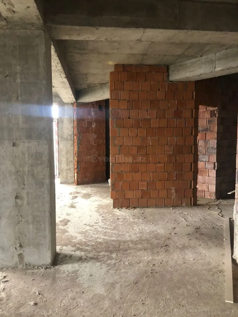 Satılır 4 otaqlı Mənzil Yeni tikili 170 m² Nəsimi r. - şəkil 7