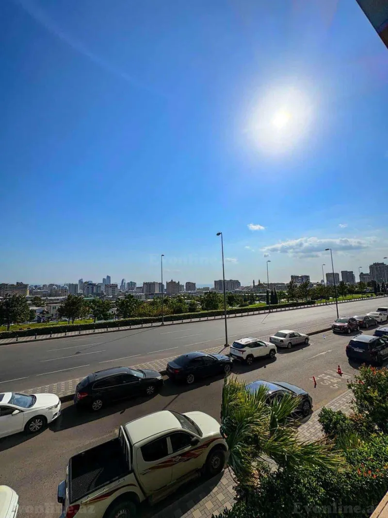 Kirayə verilir 3 otaqlı Mənzil Yeni tikili 150 m² Yasamal - şəkil 16