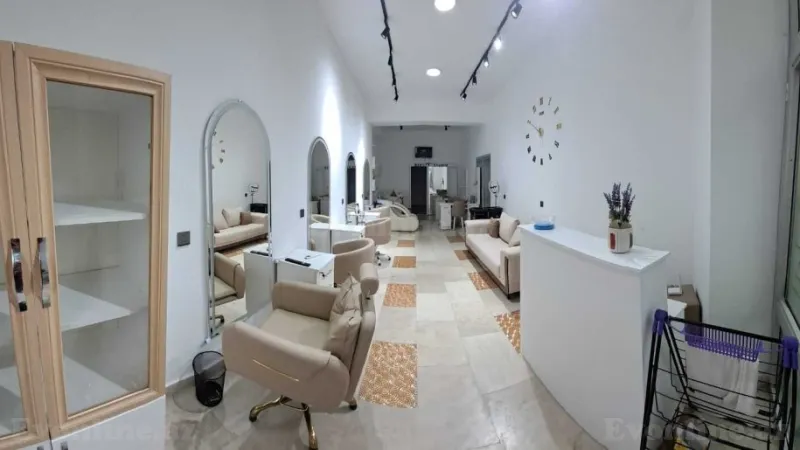 Kirayə verilir Obyekt 70 m² 8 Noyabr m.