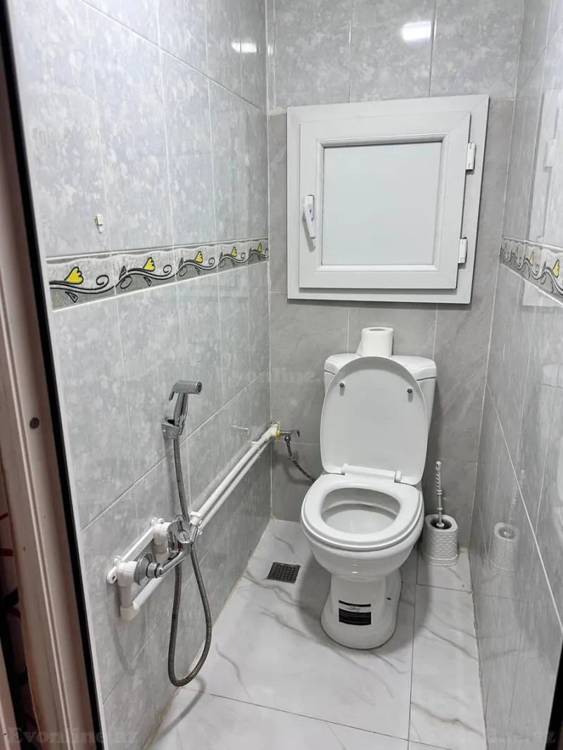 Kirayə verilir 2 otaqlı Mənzil Köhnə tikili 73 m² 9-cu mikrorayon - şəkil 3