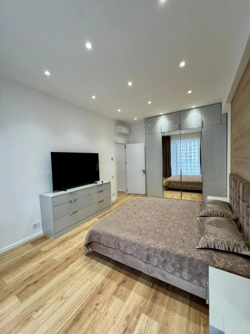 Kirayə verilir 2 otaqlı Mənzil Yeni tikili 110 m² Koroğlu m. - şəkil 9