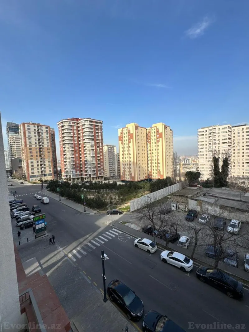 Satılır 6 otaqlı Mənzil Yeni tikili 213 m² Elmlər Akademiyası m. - şəkil 18