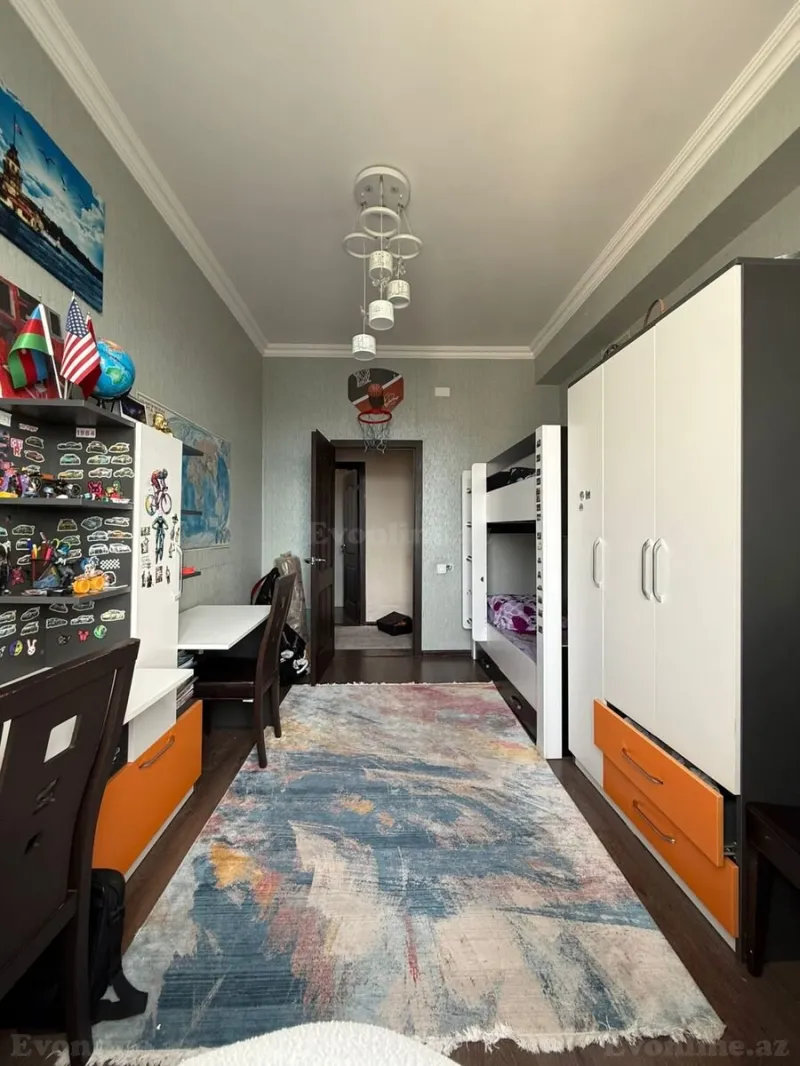 Satılır 3 otaqlı Mənzil Yeni tikili 72 m² Elmlər Akademiyası m.