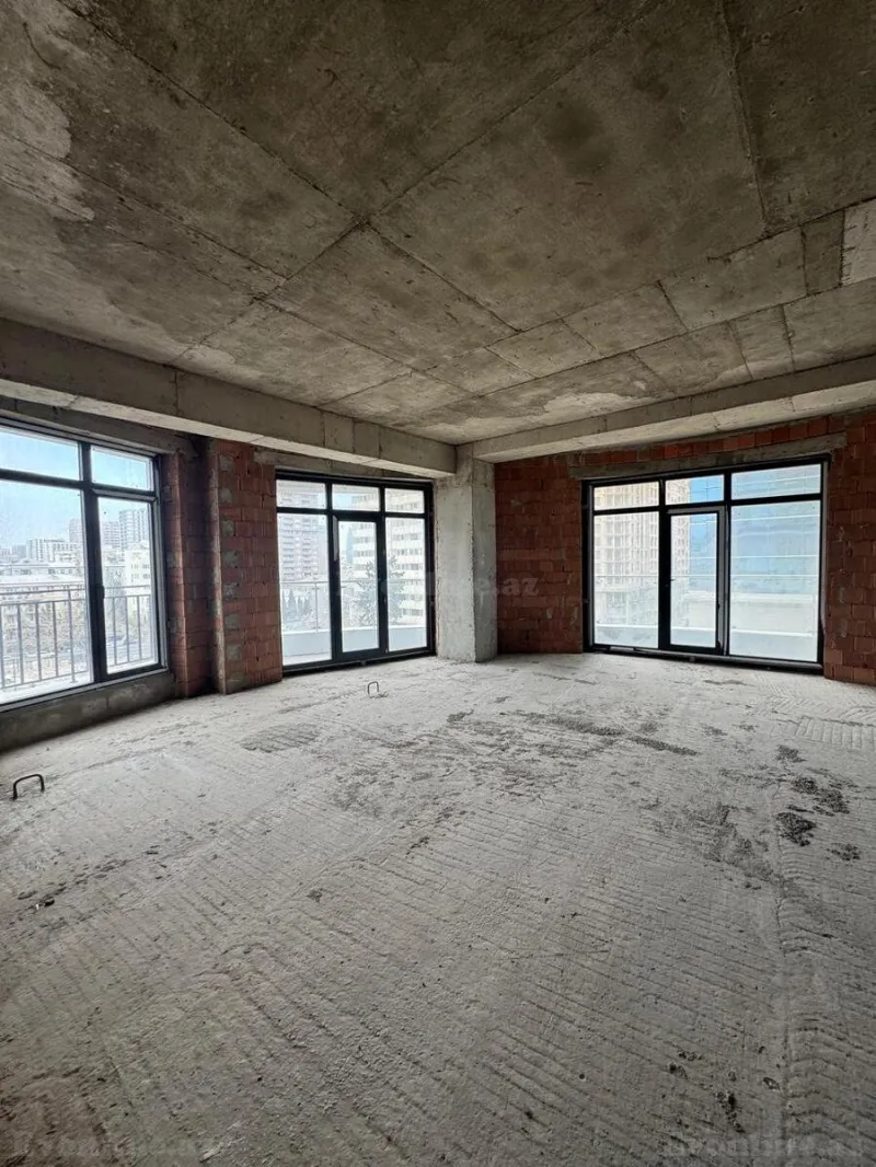 Satılır 2 otaqlı Mənzil Yeni tikili 110 m² 28 May m. - şəkil 6