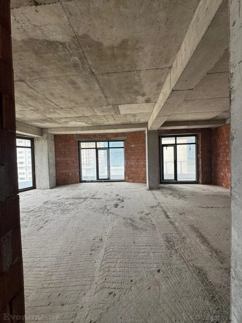 Satılır 2 otaqlı Mənzil Yeni tikili 110 m² 28 May m. - şəkil 8