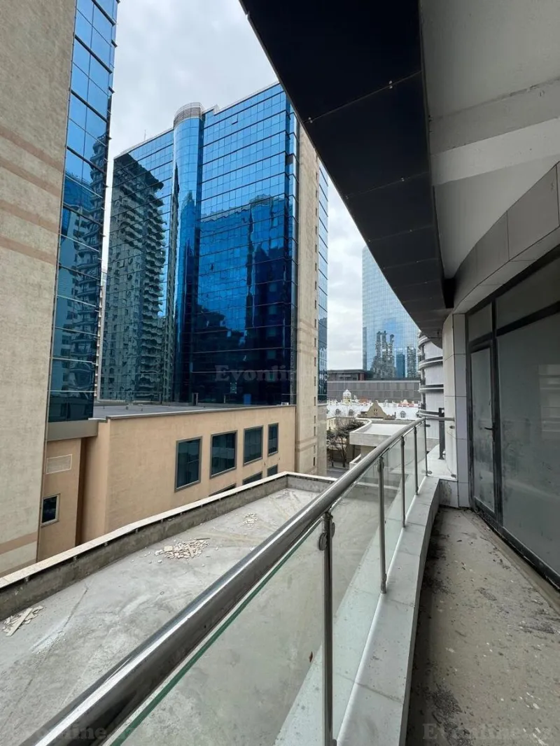 Satılır 2 otaqlı Mənzil Yeni tikili 110 m² 28 May m. - şəkil 11