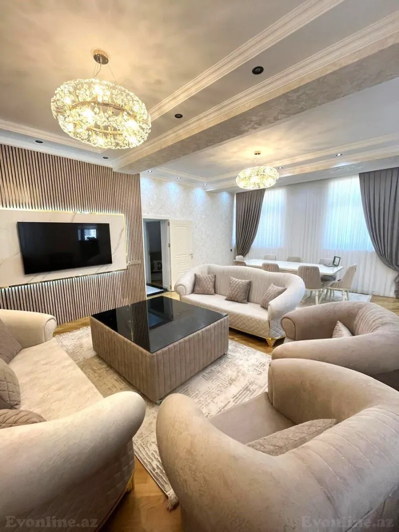 Satılır 4 otaqlı Mənzil Yeni tikili 150 m² 8 Noyabr m. - şəkil 2