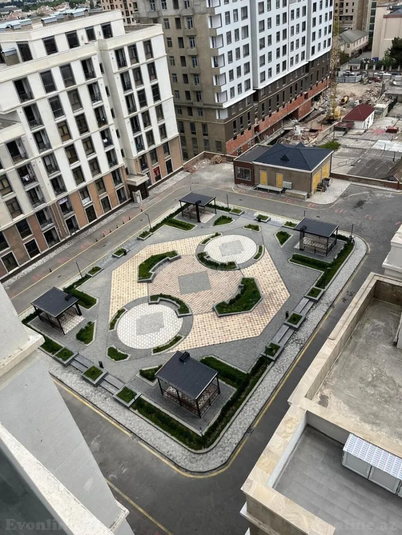 Satılır 4 otaqlı Mənzil Yeni tikili 150 m² 8 Noyabr m. - şəkil 15