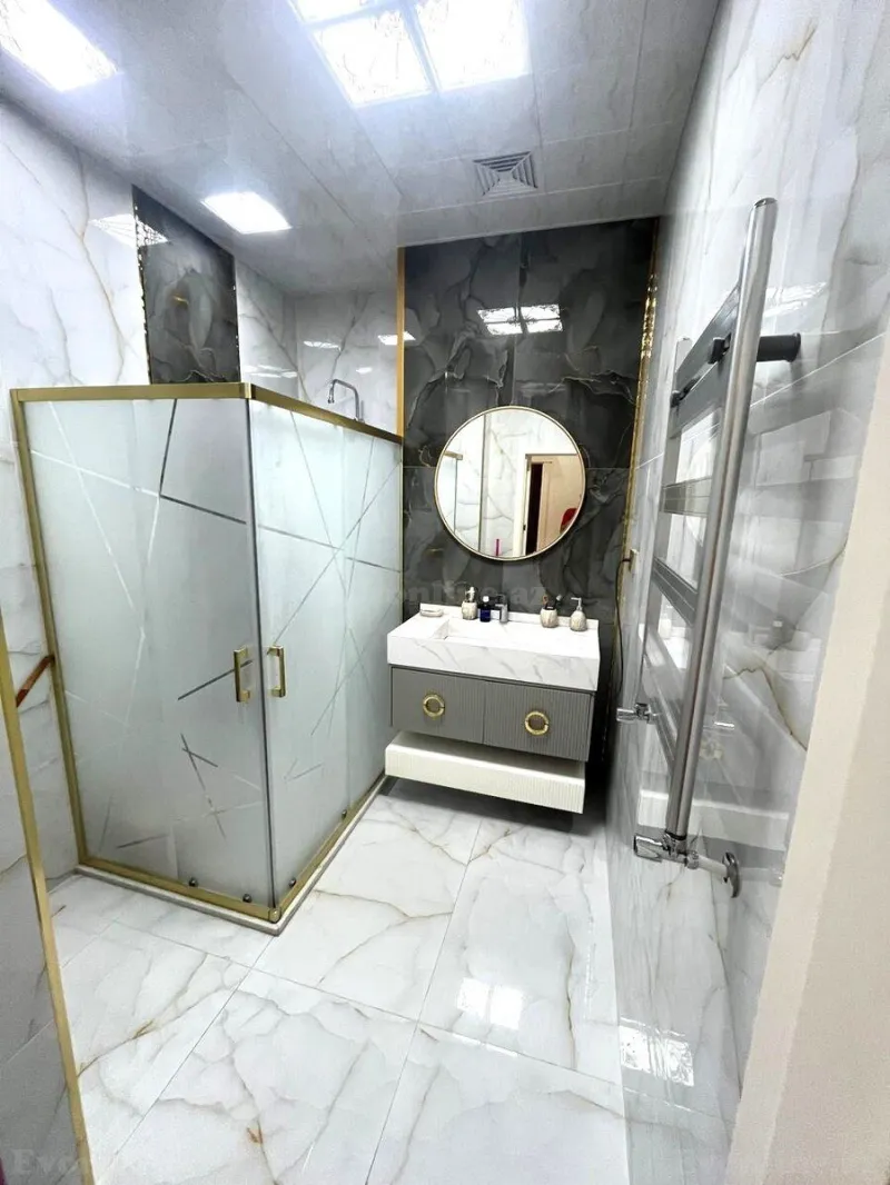 Satılır 4 otaqlı Mənzil Yeni tikili 150 m² 8 Noyabr m. - şəkil 17