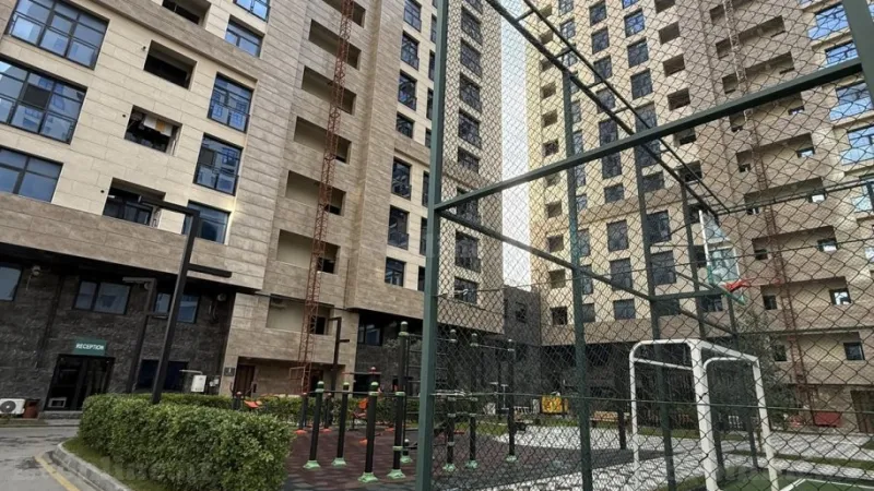 Satılır 4 otaqlı Mənzil Yeni tikili 125 m² Nəsimi r. - şəkil 2