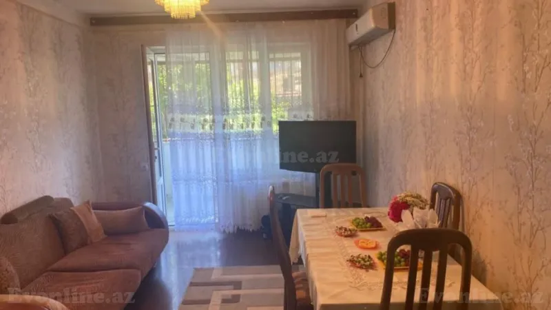 Kirayə verilir 2 otaqlı Mənzil Köhnə tikili 50 m² Elmlər Akademiyası m.