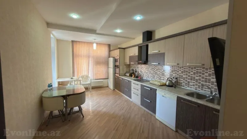 Satılır 4 otaqlı Mənzil Yeni tikili 212 m² Yasamal - şəkil 10