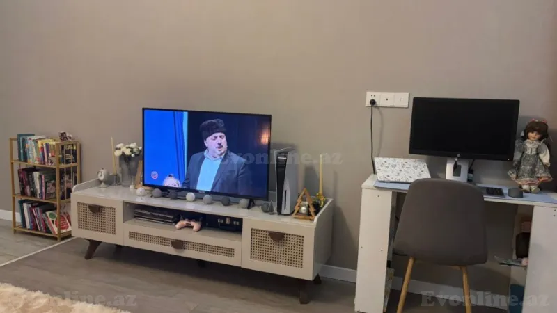 Kirayə verilir 2 otaqlı Mənzil Yeni tikili 76 m² Sahil m. - şəkil 2