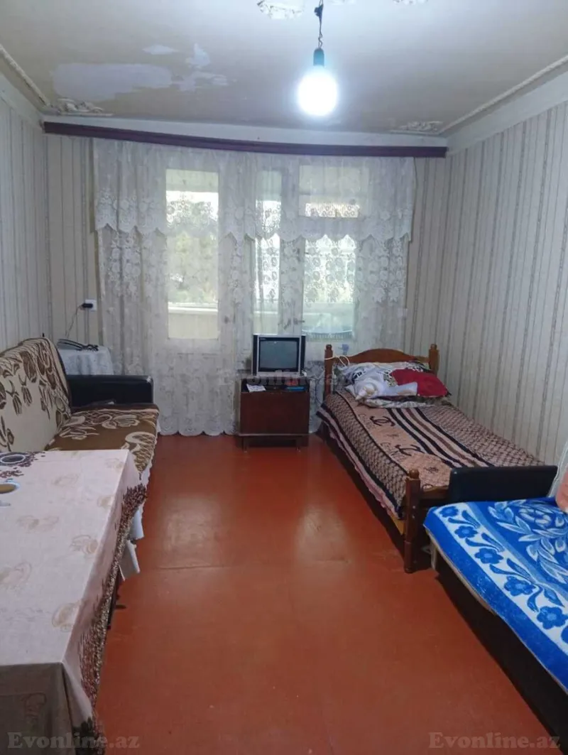Satılır 1 otaqlı Mənzil Köhnə tikili 40 m² Yasamal