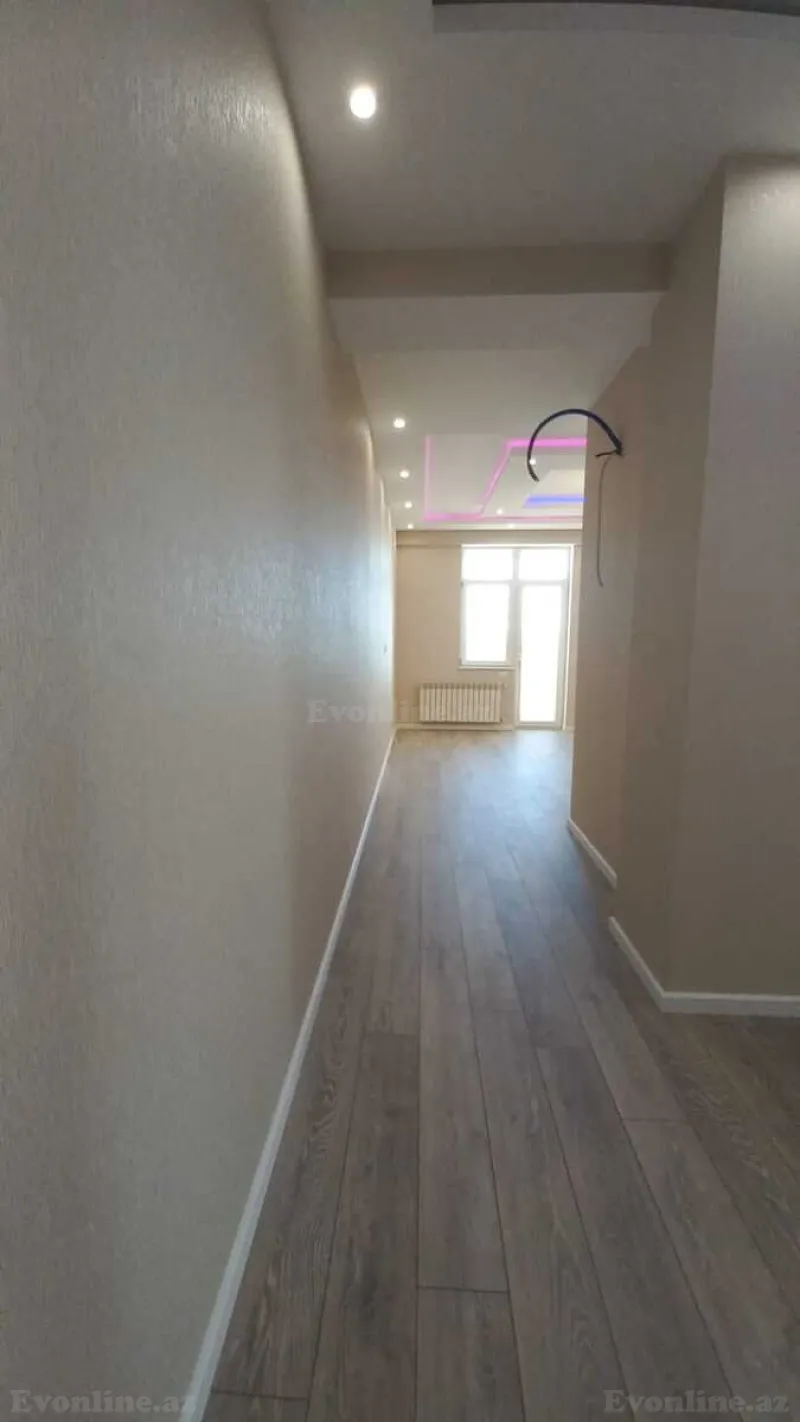 Satılır 5 otaqlı Mənzil Yeni tikili 190 m² 7-ci mikrorayon - şəkil 8