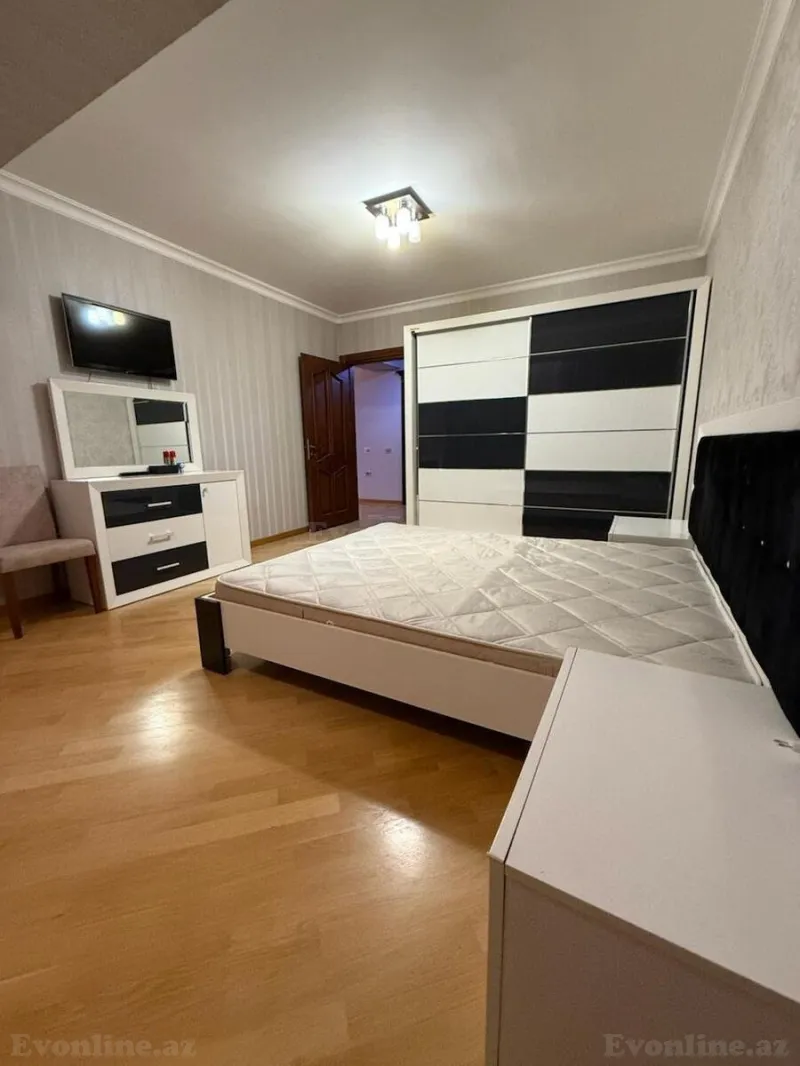 Kirayə verilir 3 otaqlı Mənzil Yeni tikili 115 m² 28 May m. - şəkil 10