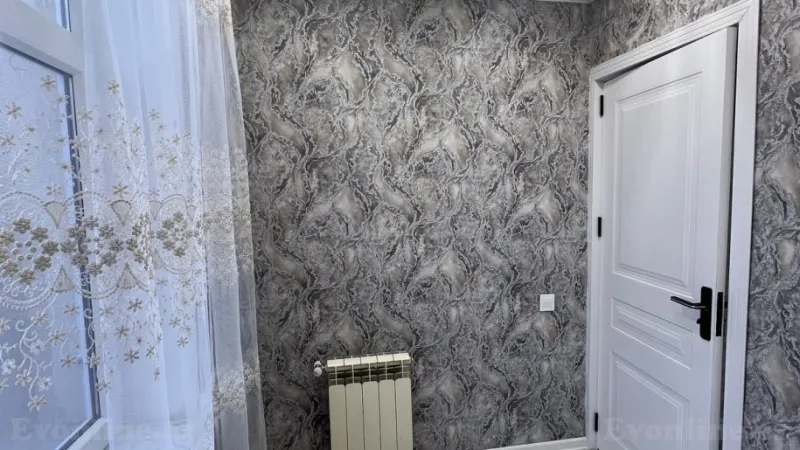 Satılır 2 otaqlı Mənzil Köhnə tikili 45 m² Yasamal - şəkil 2