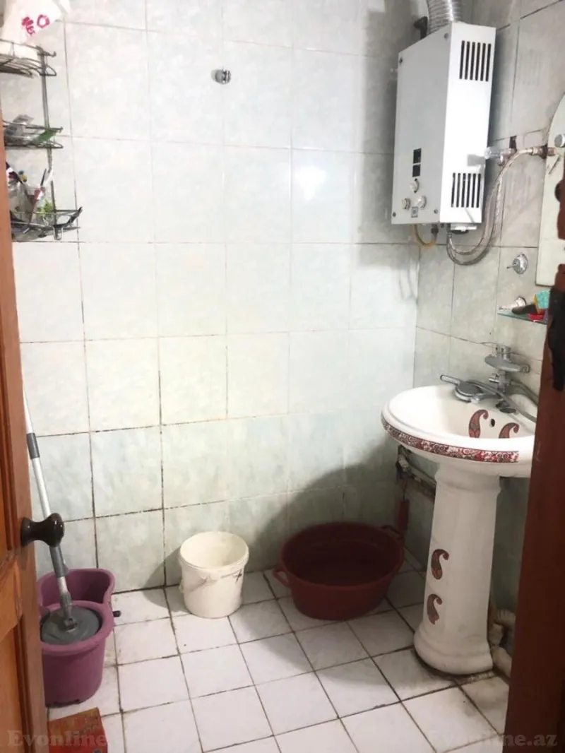 Satılır 2 otaqlı Mənzil Köhnə tikili 55 m² 2-ci mikrorayon - şəkil 5