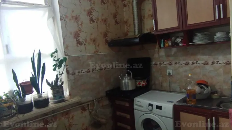 Satılır 2 otaqlı Mənzil Köhnə tikili 70 m² Daşkəsən