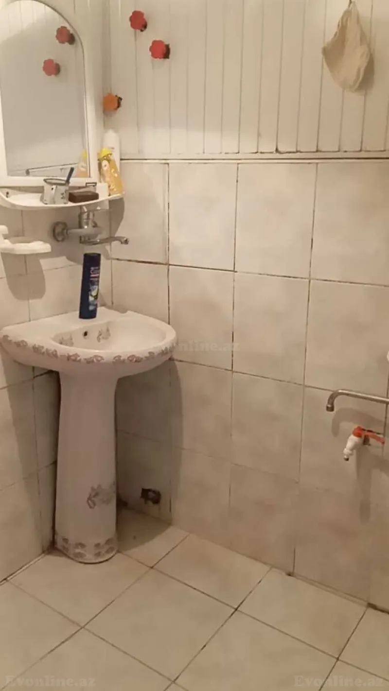 Satılır 2 otaqlı Mənzil Köhnə tikili 70 m² Daşkəsən - şəkil 3