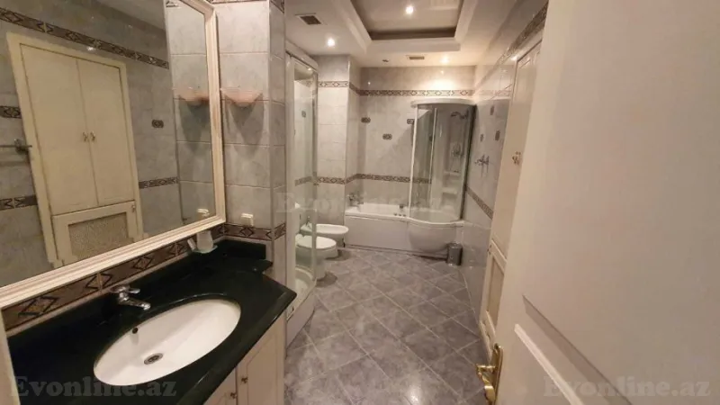 Satılır 10 otaqlı Mənzil Köhnə tikili 1060 m² Sahil m. - şəkil 27