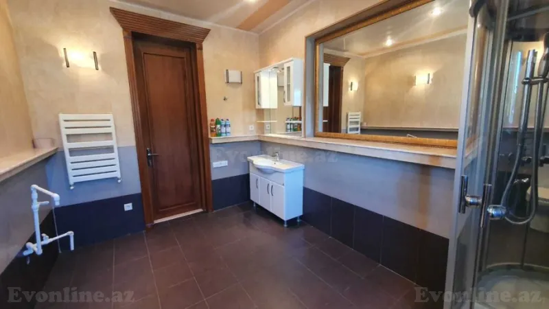 Satılır 10 otaqlı Mənzil Köhnə tikili 1060 m² Sahil m. - şəkil 28