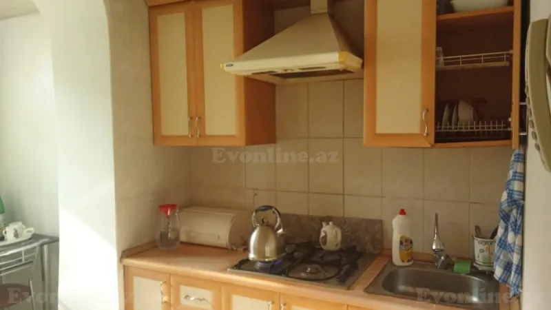 Kirayə verilir 3 otaqlı Mənzil Köhnə tikili 70 m² Nəsimi r. - şəkil 12