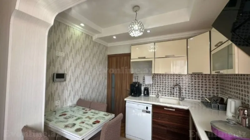 Satılır 4 otaqlı Mənzil Köhnə tikili 100 m² 9-cu mikrorayon - şəkil 8