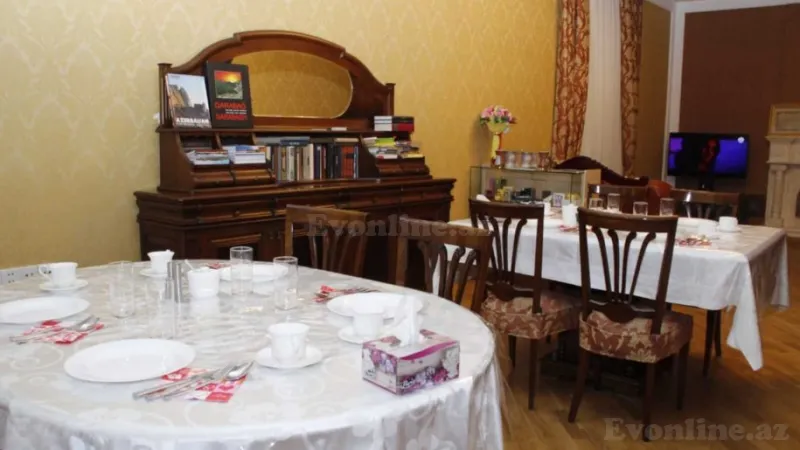 Kirayə verilir 1 otaqlı Mənzil Köhnə tikili 35 m² İnşaatçılar m. - şəkil 27