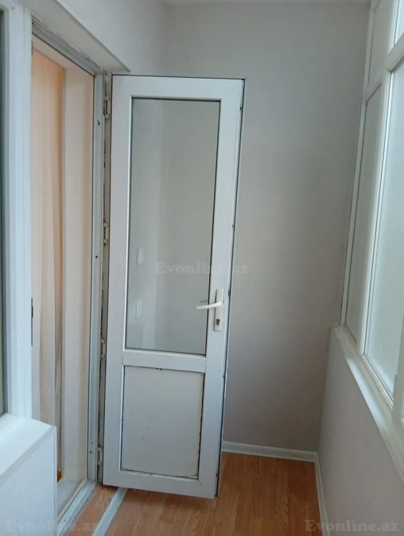 Satılır 2 otaqlı Mənzil Köhnə tikili 75 m² 9-cu mikrorayon - şəkil 16