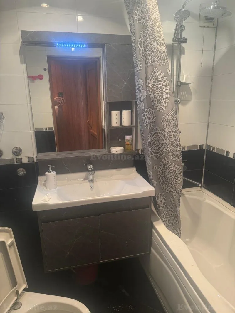 Kirayə verilir 2 otaqlı Mənzil Köhnə tikili 50 m² Xətai m. - şəkil 2