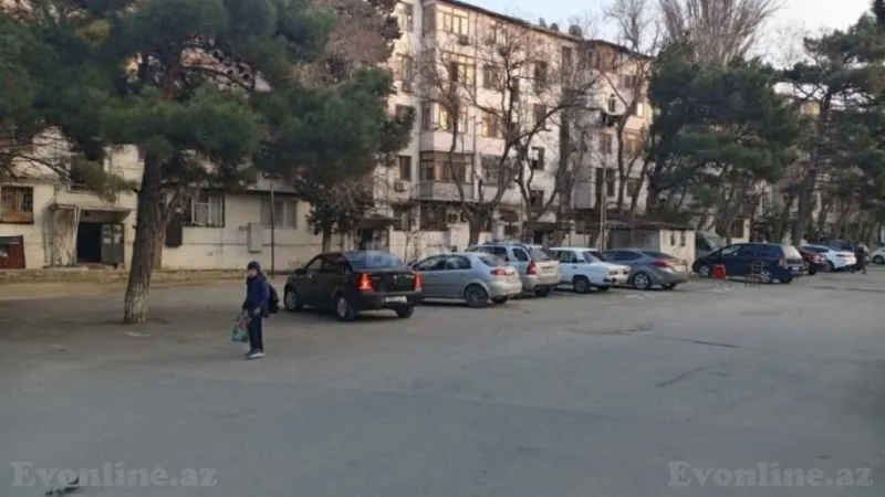 Satılır 2 otaqlı Mənzil Köhnə tikili 55 m² 4-cü mikrorayon - şəkil 9