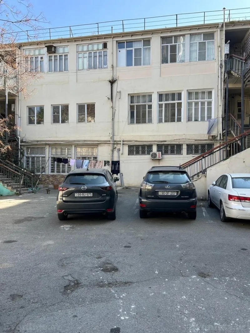 Satılır Qaraj 18 m² Nizami m. - şəkil 3