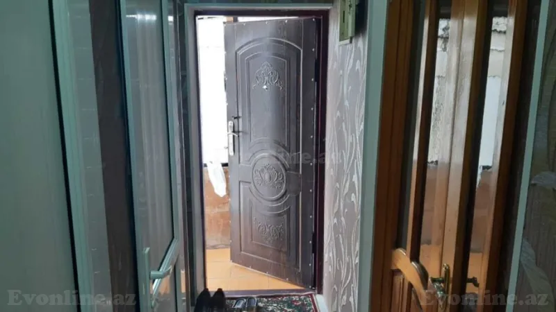 Satılır 3 otaqlı Mənzil Köhnə tikili 65 m² Nəsimi r. - şəkil 2