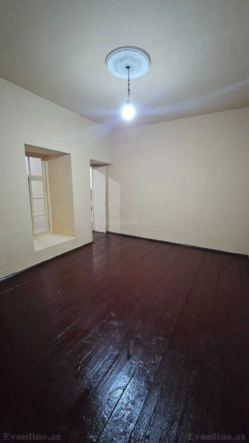Satılır 2 otaqlı Mənzil Köhnə tikili 55 m² Elmlər Akademiyası m. - şəkil 5