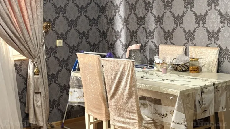 Kirayə verilir 2 otaqlı Mənzil Köhnə tikili 50 m² 3-cü mikrorayon