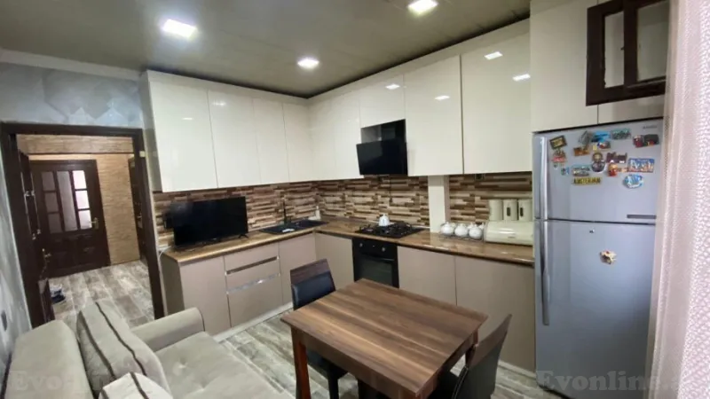 Kirayə verilir 2 otaqlı Mənzil Köhnə tikili 70 m² Memar Əcəmi m. - şəkil 8