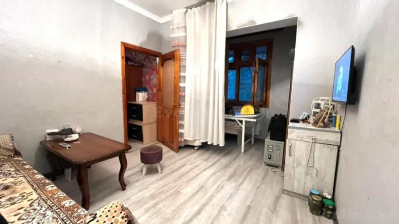 Satılır 2 otaqlı Mənzil Köhnə tikili 48 m² Gənclik m.