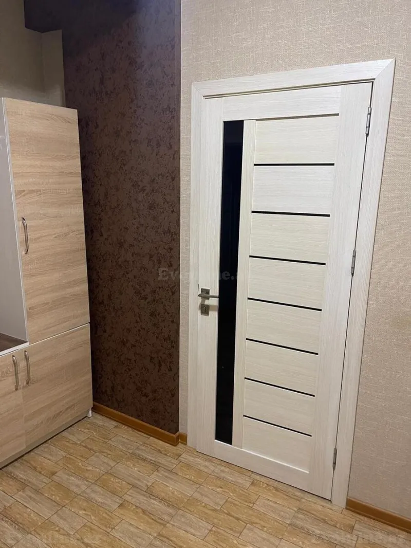 Kirayə verilir 2 otaqlı Mənzil Yeni tikili 60 m² Həzi Aslanov m. - şəkil 5