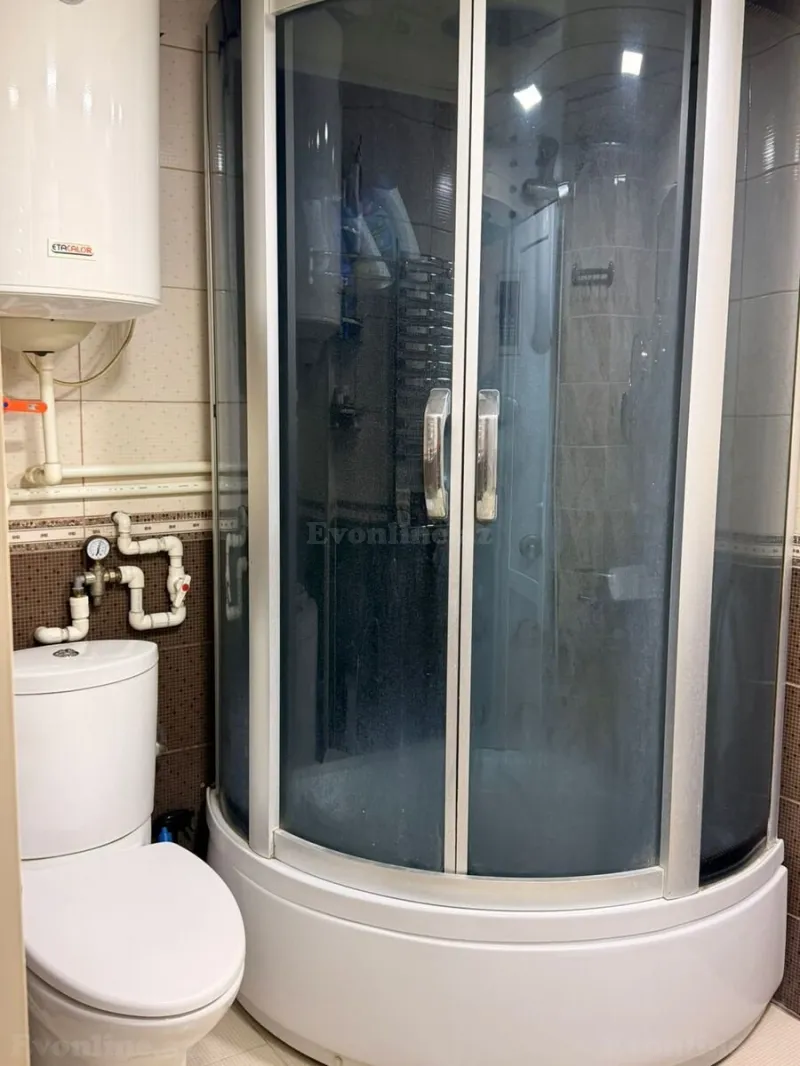 Satılır 2 otaqlı Mənzil Köhnə tikili 50 m² Yasamal - şəkil 9