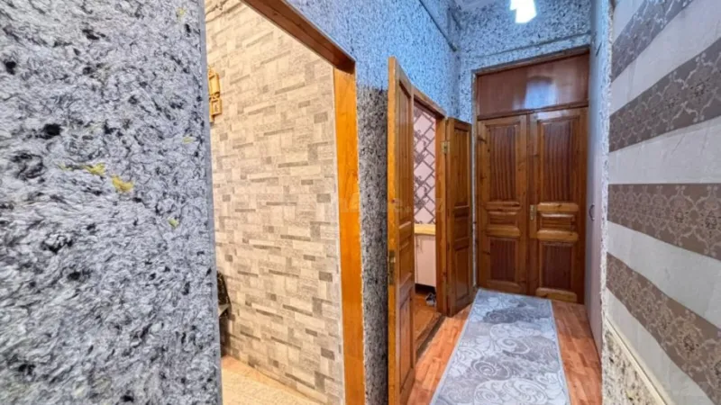 Kirayə verilir 3 otaqlı Mənzil Köhnə tikili 70 m² İçərişəhər m. - şəkil 11